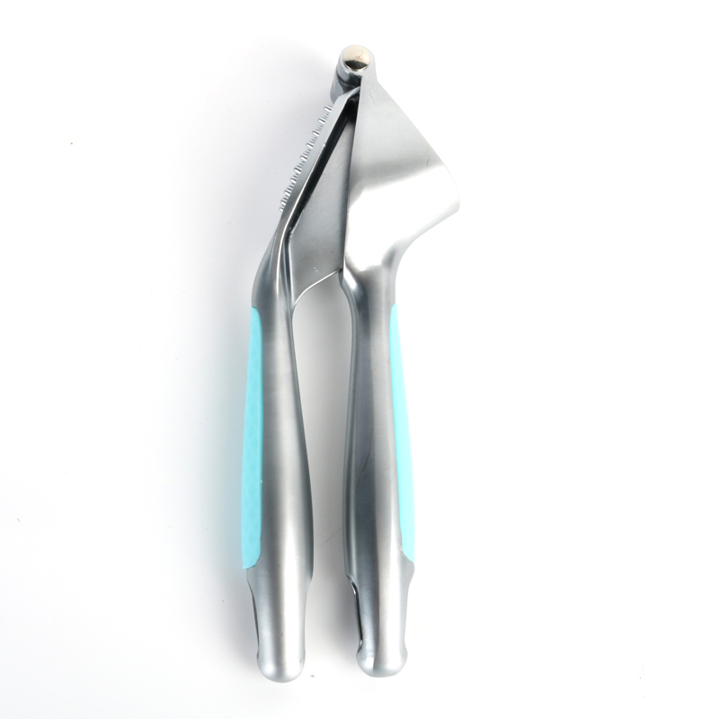 नई डिजाइन टिकाऊ जिंक मिश्र धातु लहसुन प्रेस